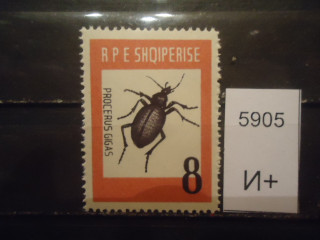 Фото марки Албания (8€) **