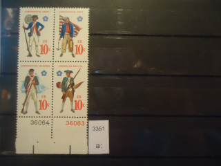 Фото марки США 1975г квартблок **