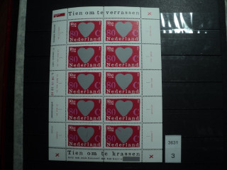 Фото марки Нидерланды малый лист 1997г **
