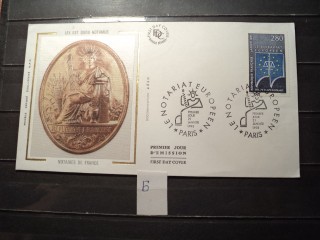 Фото марки Франция конверт FDC