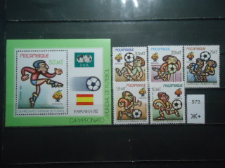 Фото марки Мозамбик 1982г 9 евро **