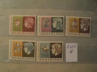 Фото марки Нидерланды серия 1953г и *