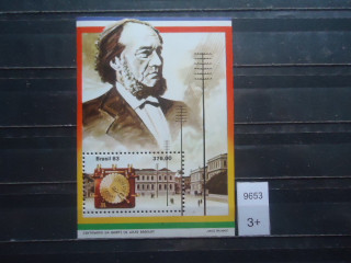 Фото марки Бразилия 1983г блок (8,5€) **
