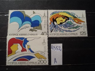 Фото марки Кипр серия 1980г **