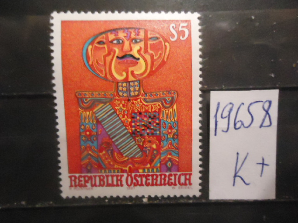 Фото марки Австрия **