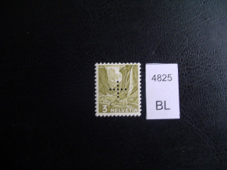 Фото марки Dienstmarken (перф. крест) Mi 19 Eur 35 *