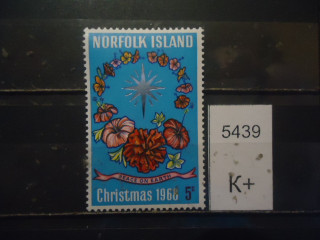 Фото марки Норфолк остров 1968г **