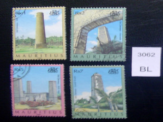 Фото марки серия 1999г