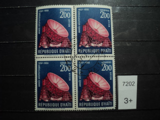 Фото марки Гаити квартблок