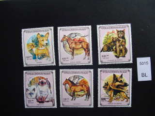 Фото марки 1991г Кошки, собаки, лошади **