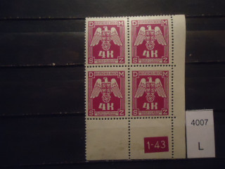 Фото марки Германская оккупация Чехословакии 1943г сцепки **