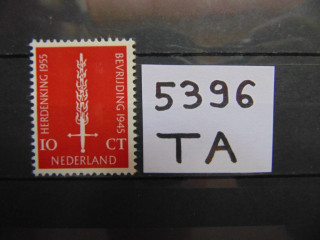 Фото марки Голландия марка 1955г **