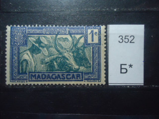 Фото марки Франц. Мадагаскар 1930г **