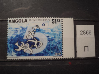 Фото марки Ангола 2007г **