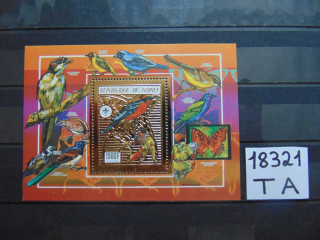 Фото марки Гвинея блок золотая фольга 1990г **