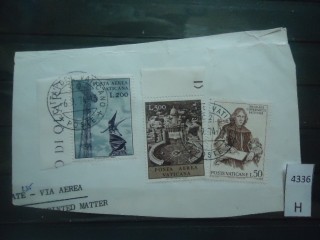 Фото марки Ватикан. Вырезка из конверта