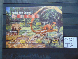 Фото марки Папуа Новая Гвинея 2004г **