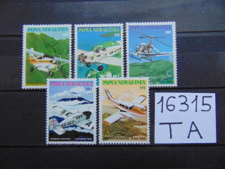Фото марки Папуа-Новая Гвинея серия 1981г **