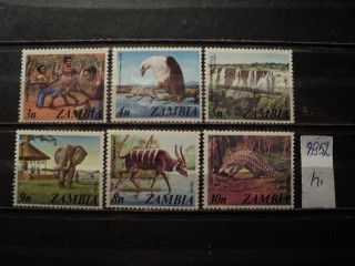Фото марки Замбия 1975г /30 евро/ **