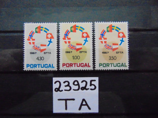 Фото марки Португалия серия 1967г **