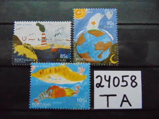 Фото марки Португалия серия 2001г **