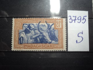 Фото марки Франц. Мадагаскар 1930г *