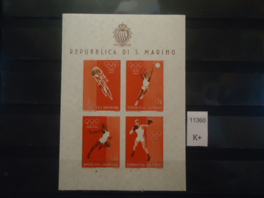 Фото марки Сан Марино 1960г малый лист **