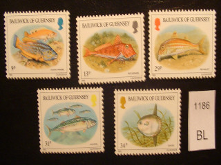 Фото марки рыбы 1985г **