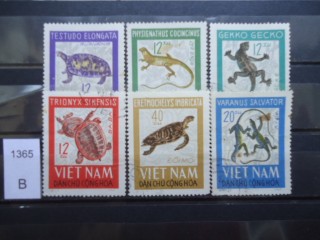 Фото марки Вьетнам серия 1966г