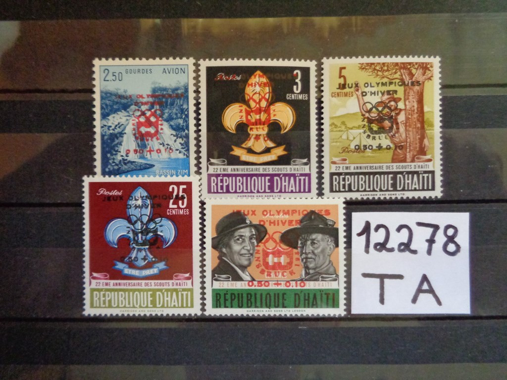 Фото марки Гаити серия 1964г **