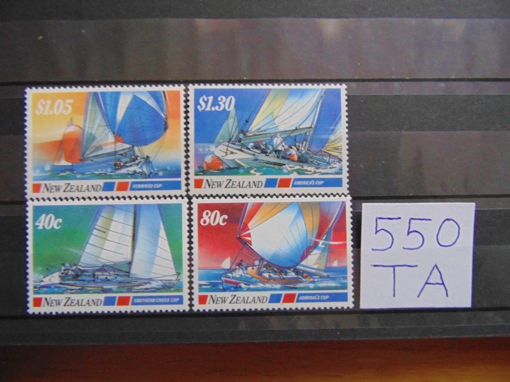 Фото марки Новая Зеландия серия 1987г **