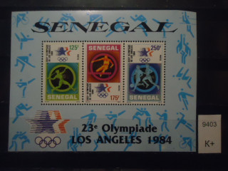 Фото марки Сенегал 1984г блок (8€) **