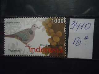 Фото марки Индонезия 2010г **