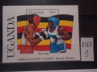 Фото марки Уганда 1982г блок **