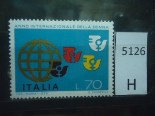 Фото марки Италия 1975г **