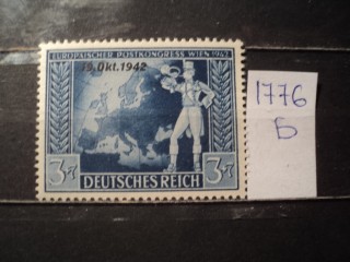 Фото марки Германия Рейх надпечатка 1942г **