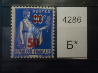 Фото марки Франция 1941г надпечатка **