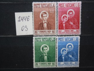 Фото марки Ватикан 1957г серия **