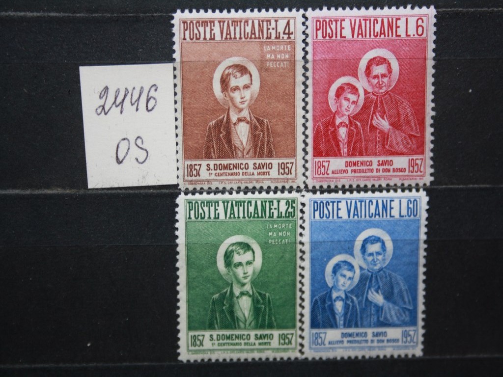 Фото марки Ватикан 1957г серия **