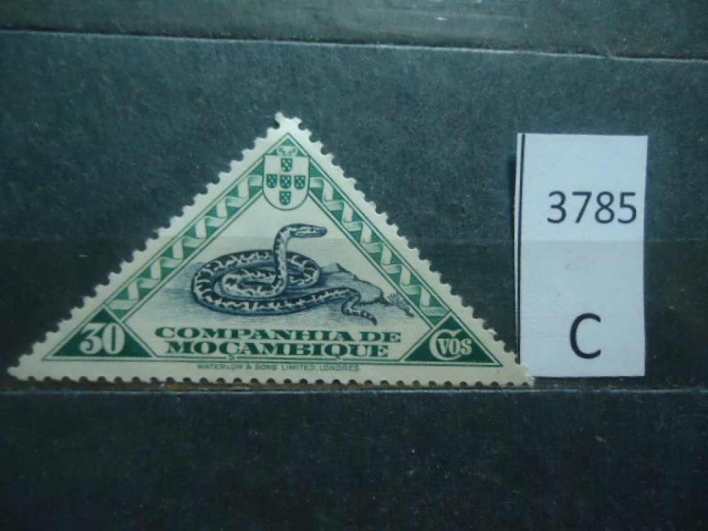 Фото марки Мозамбик 1937г **