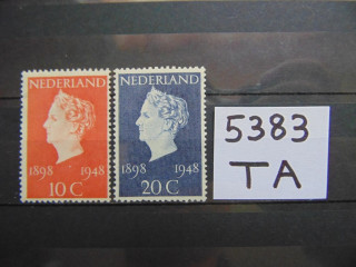Фото марки Голландия серия 1948г **