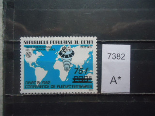 Фото марки Франц. Бенин надпечатка 1984г /6,5 евро/ **