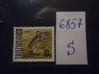 Фото марки Танзания 1967г надпечатка **