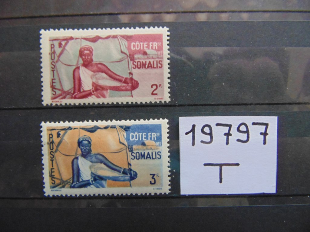 Фото марки Французское Сомали 1947г **