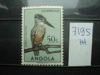 Фото марки Порт. Ангола *