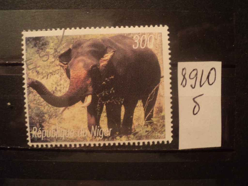 Марки нигера. Марк нигер. Republique du niger 1000. Филателия нигера. Марки нигер.