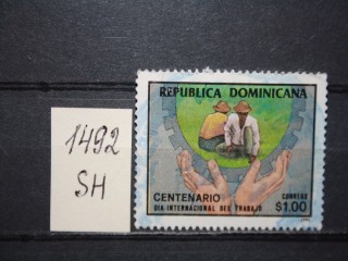 Фото марки Доминикана 1990г