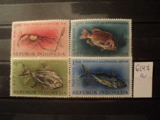 Фото марки Индонезия серия **