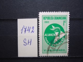 Фото марки Доминикана 1967г