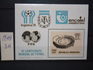 Фото марки Аргентина 1978г блок **